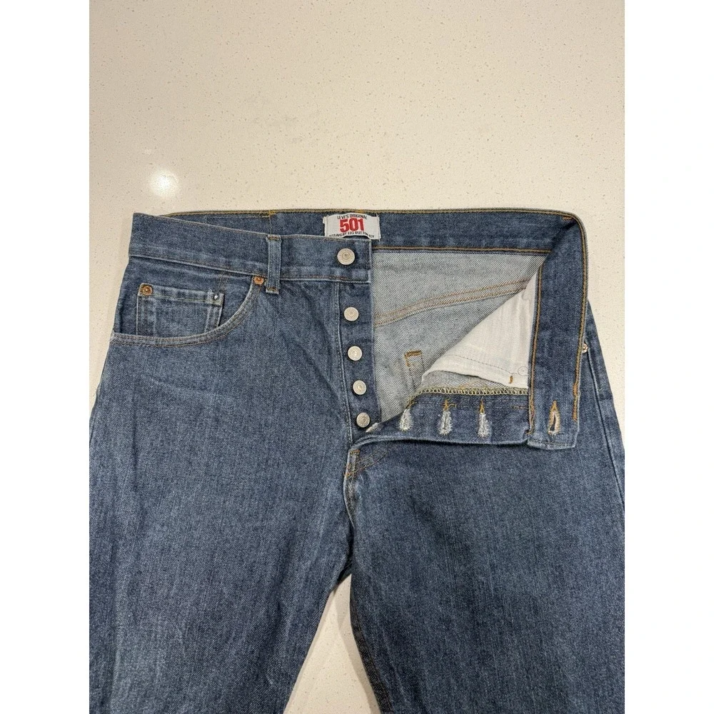 Vtg Levi's 501 Men's 32x30 Button Fly USA Made Medium Wash